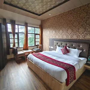 Magic Stays - Royale - Free Pickup From Railway Station 2* Shimla