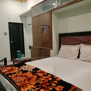 Nidhivan P. Varanasi