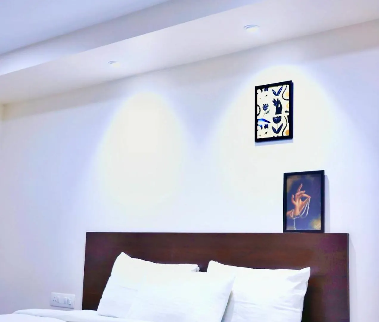 Reach Inn Kochi 2*,