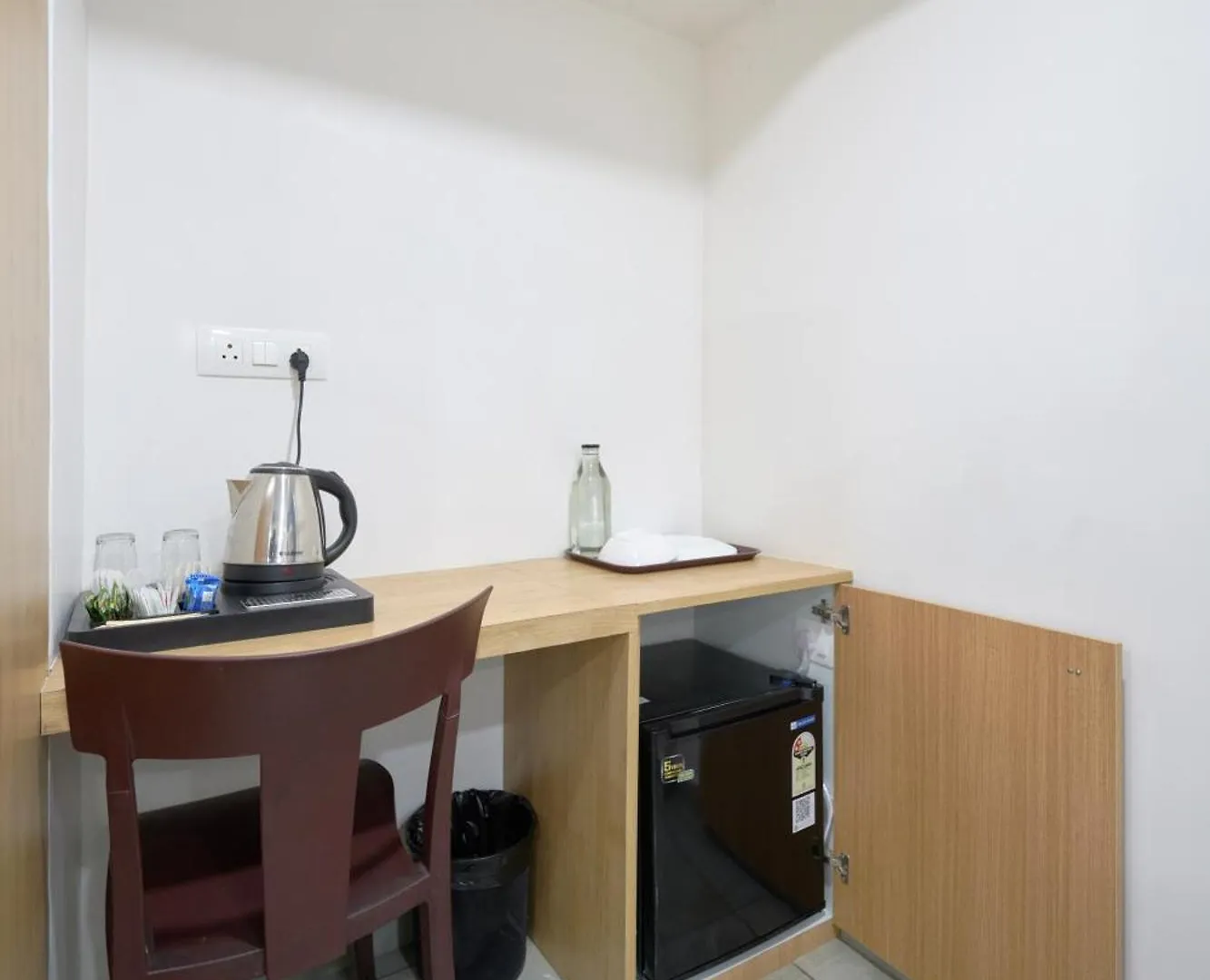 ** Hotel Reach Inn Kochi India