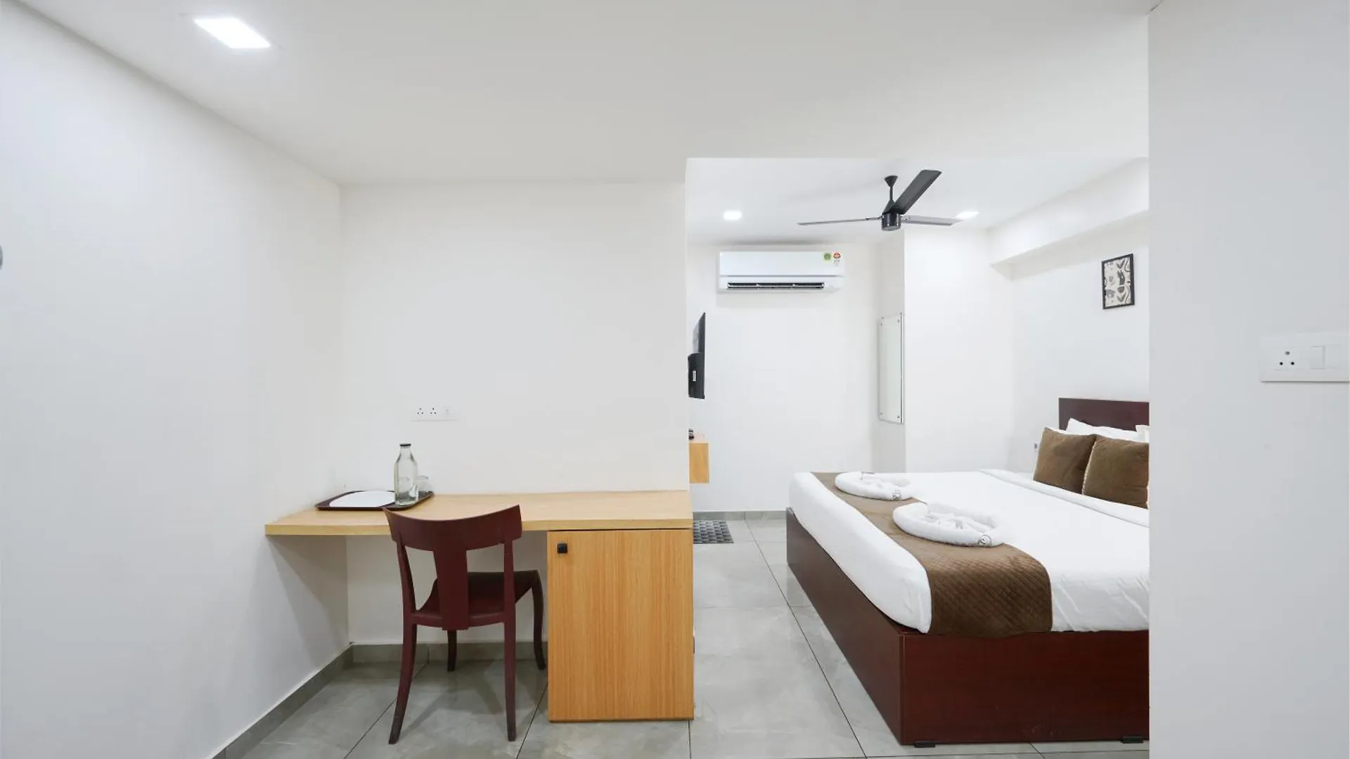 Reach Inn Kochi 2*,